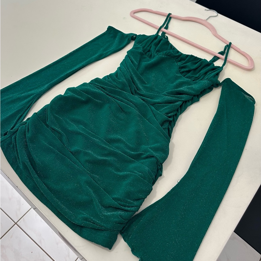 Sparkly Ruched Mermaid Vibe Green Teal Short Dress with Sleeves - SIZE XS 🤍